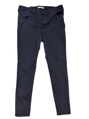 Levi’s 720 High Rise Super Skinny Jeans - Size 34